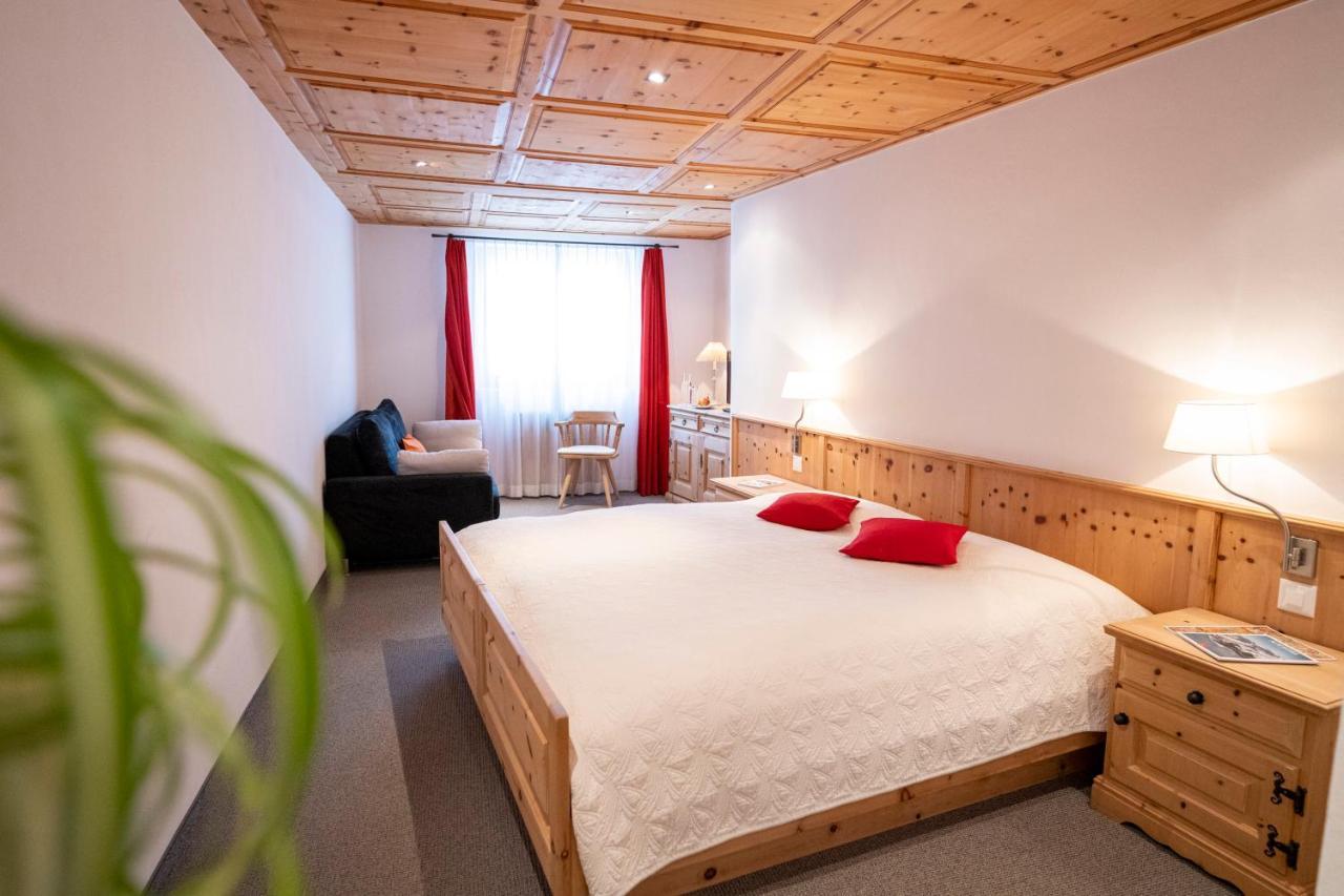 Hotel Engiadina Scuol Zewnętrze zdjęcie