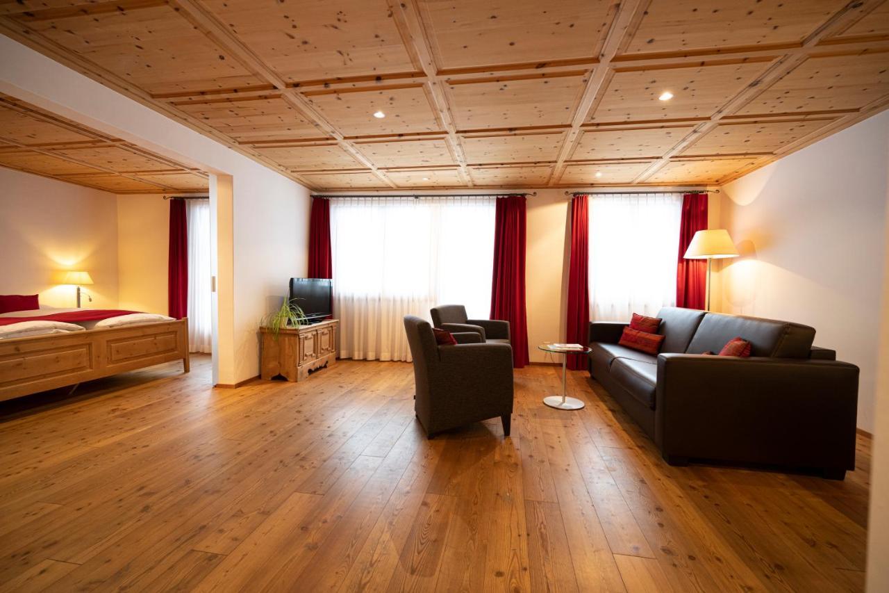 Hotel Engiadina Scuol Zewnętrze zdjęcie