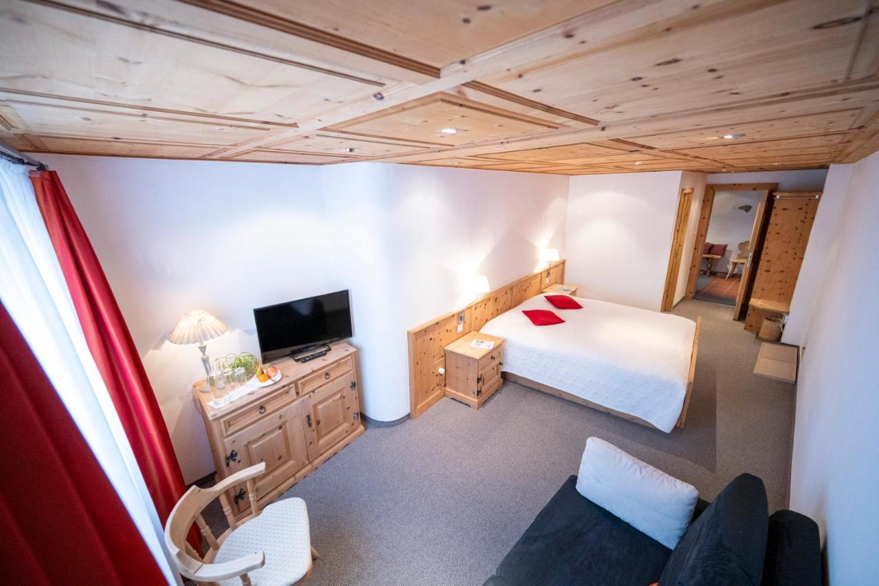 Hotel Engiadina Scuol Zewnętrze zdjęcie