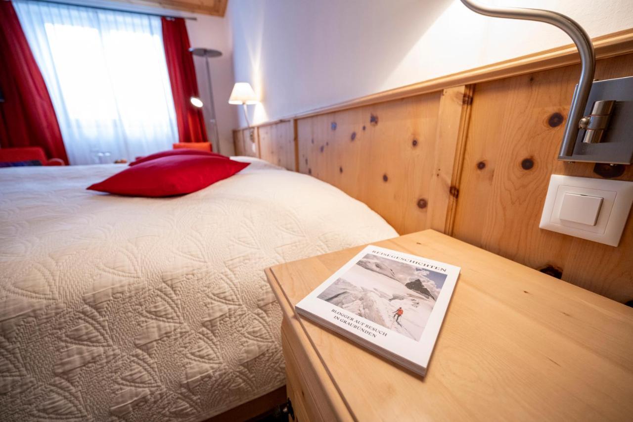 Hotel Engiadina Scuol Zewnętrze zdjęcie