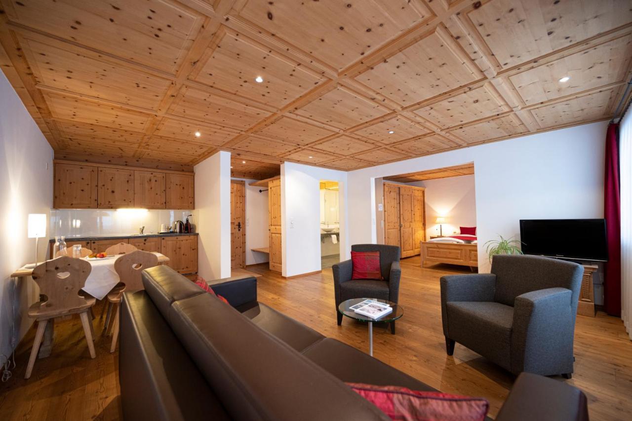 Hotel Engiadina Scuol Zewnętrze zdjęcie