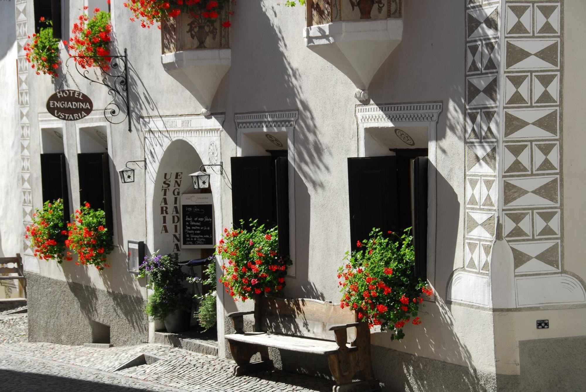 Hotel Engiadina Scuol Zewnętrze zdjęcie