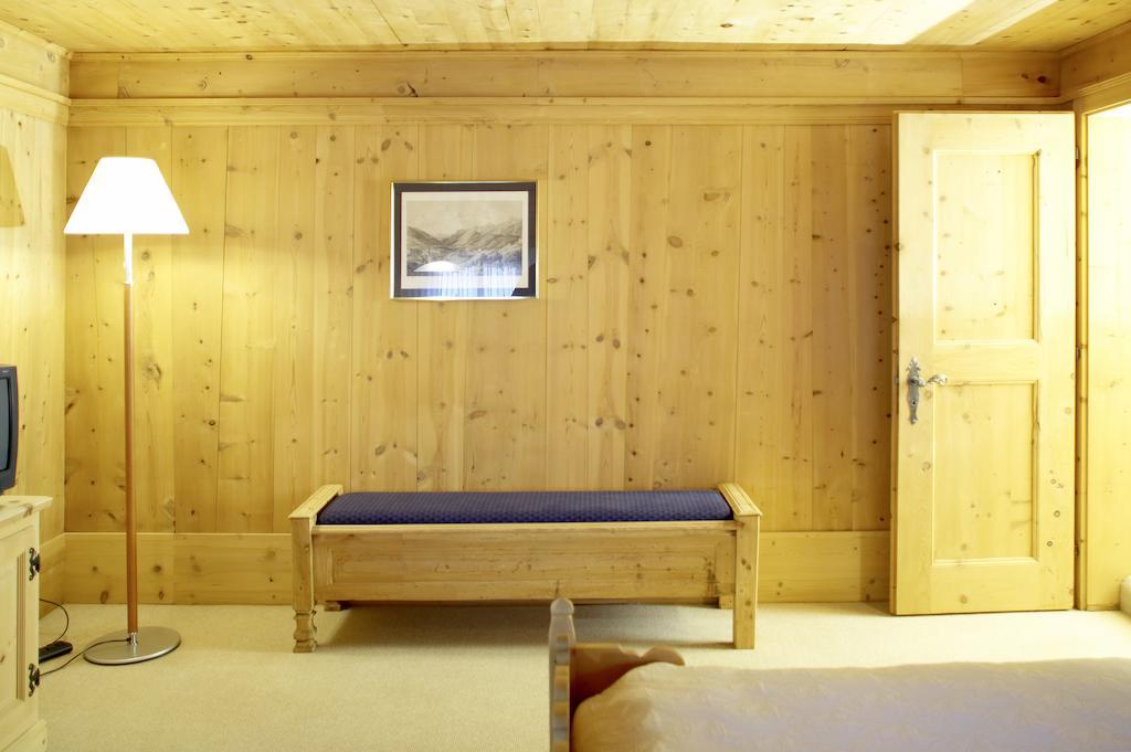 Hotel Engiadina Scuol Zewnętrze zdjęcie
