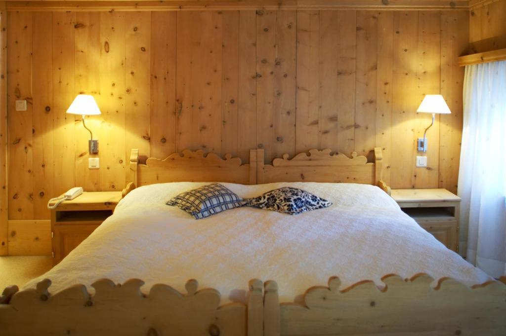 Hotel Engiadina Scuol Pokój zdjęcie