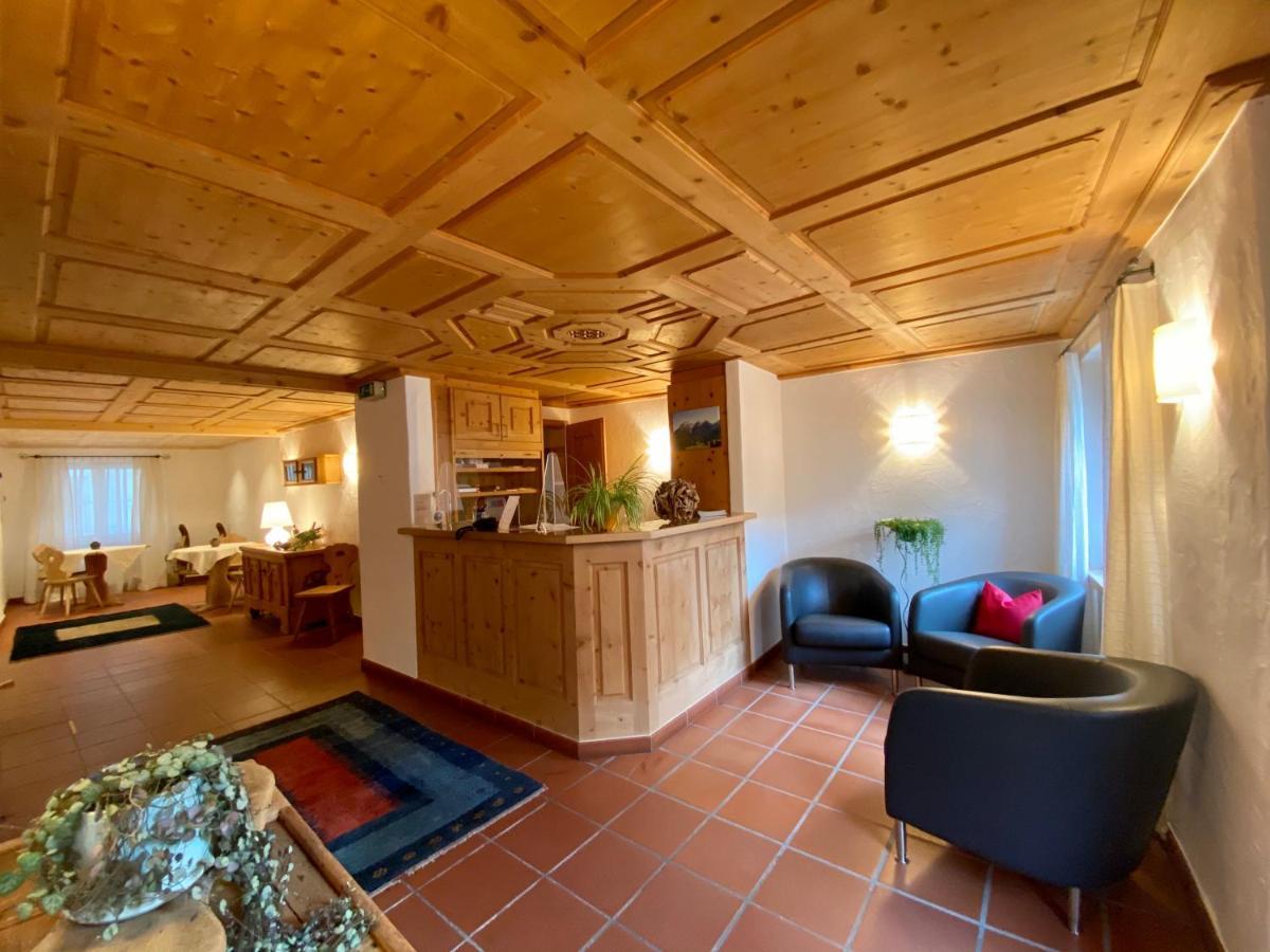 Hotel Engiadina Scuol Zewnętrze zdjęcie
